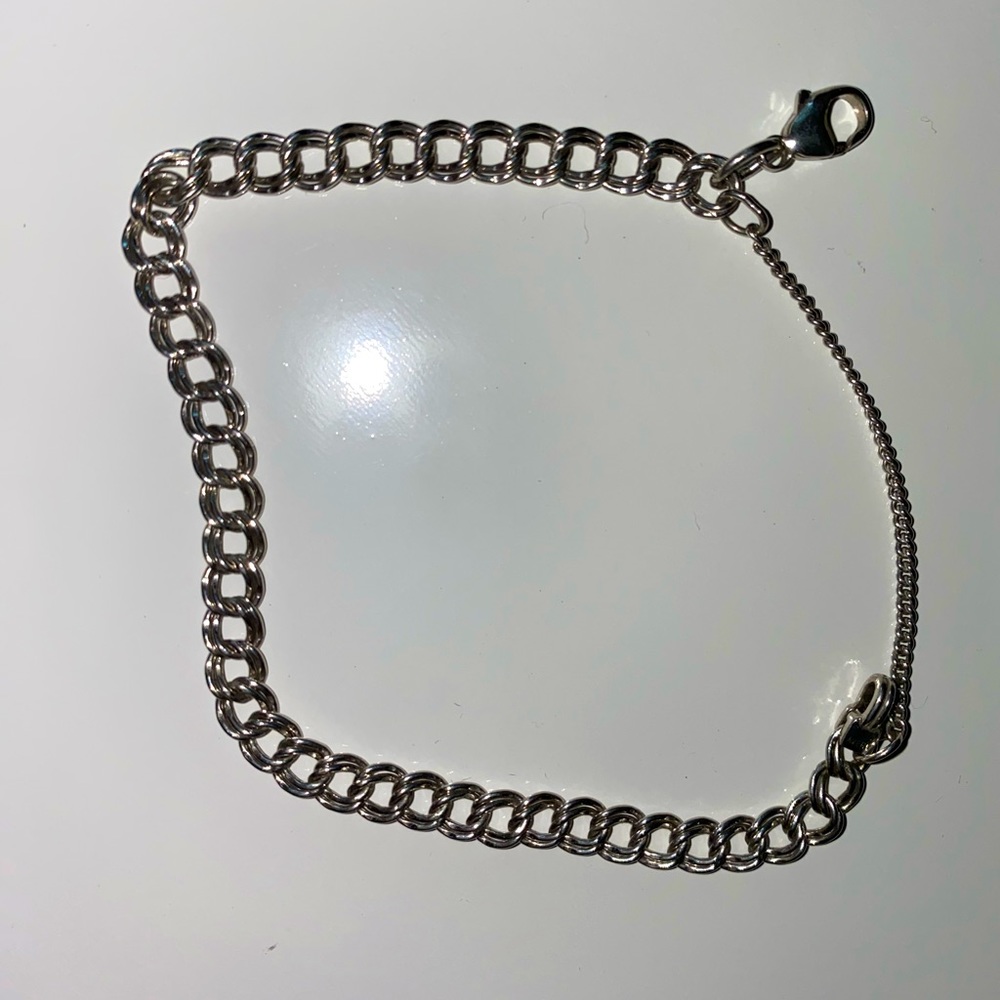 Silver Light Double Curb Charm Bracelet. Medium 7”